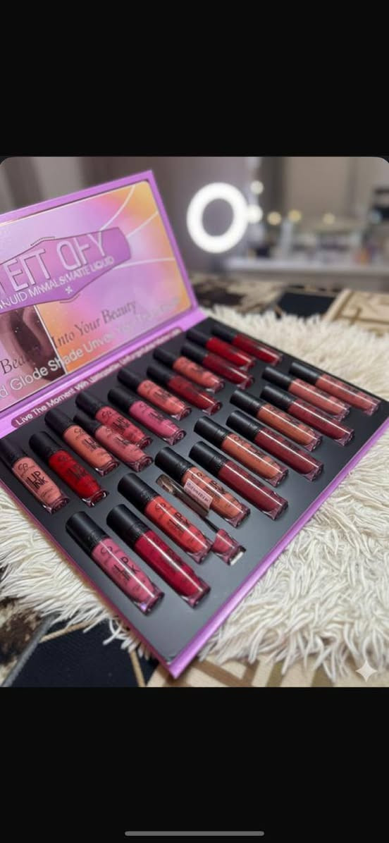 سلام عليكم توفرت عدنا مكياجات وعطور باسعار مناسبة كلش توصيل داخل حرية 1000 وقريبا خارج حرية وقريبا اكسسوارات برازيلي باسعار مناسبة للاستفسار واتساب ***********
