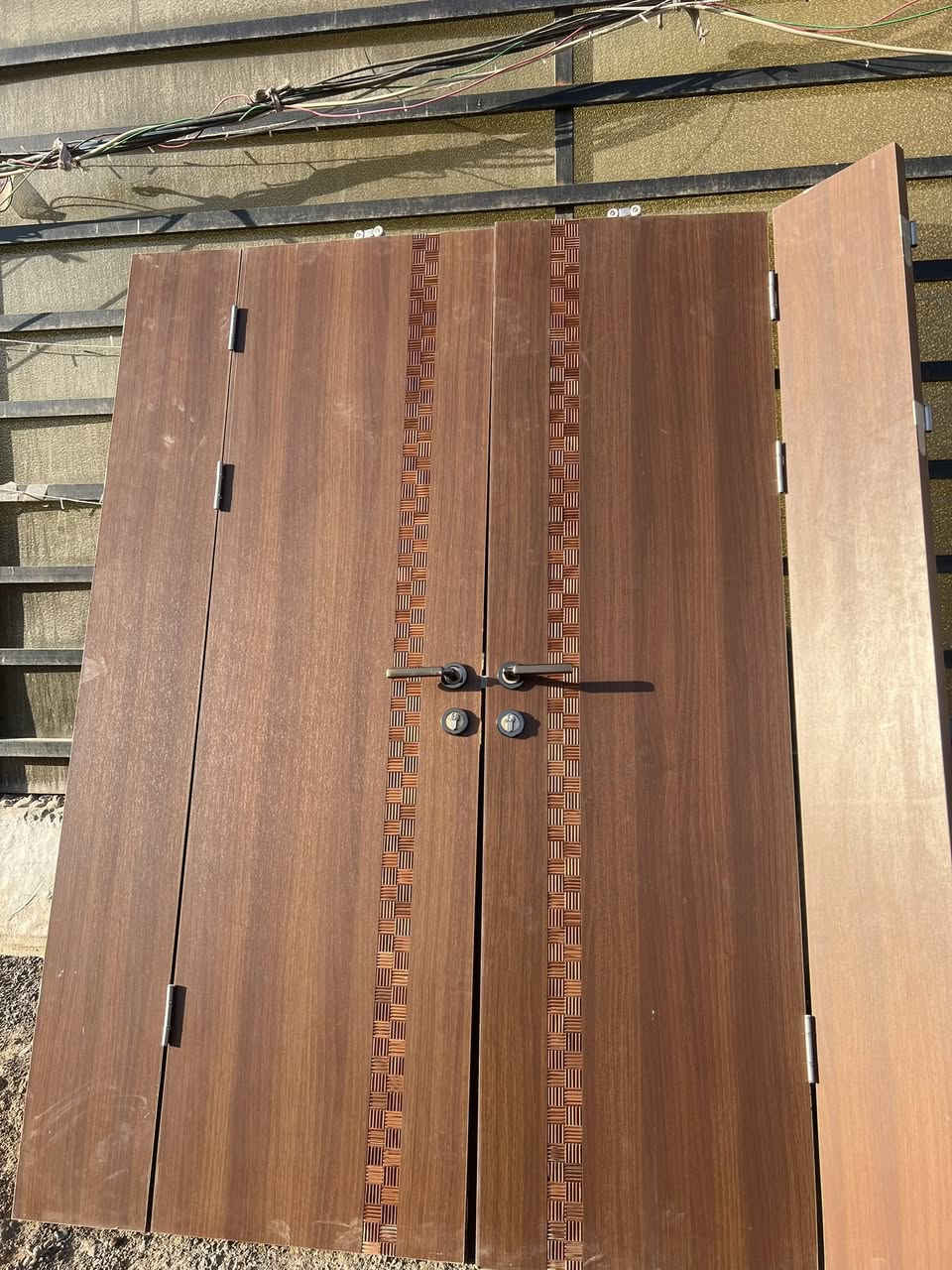 سلام عليكم يوجد لدينا بول وشبابيك الاتصال برقم***********نضافه100/100
