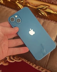 للبيع أو مراوس ايفون 13 دبل سيم كارت  ذاكرة 128 مكفول بطاريته 76 لون م...