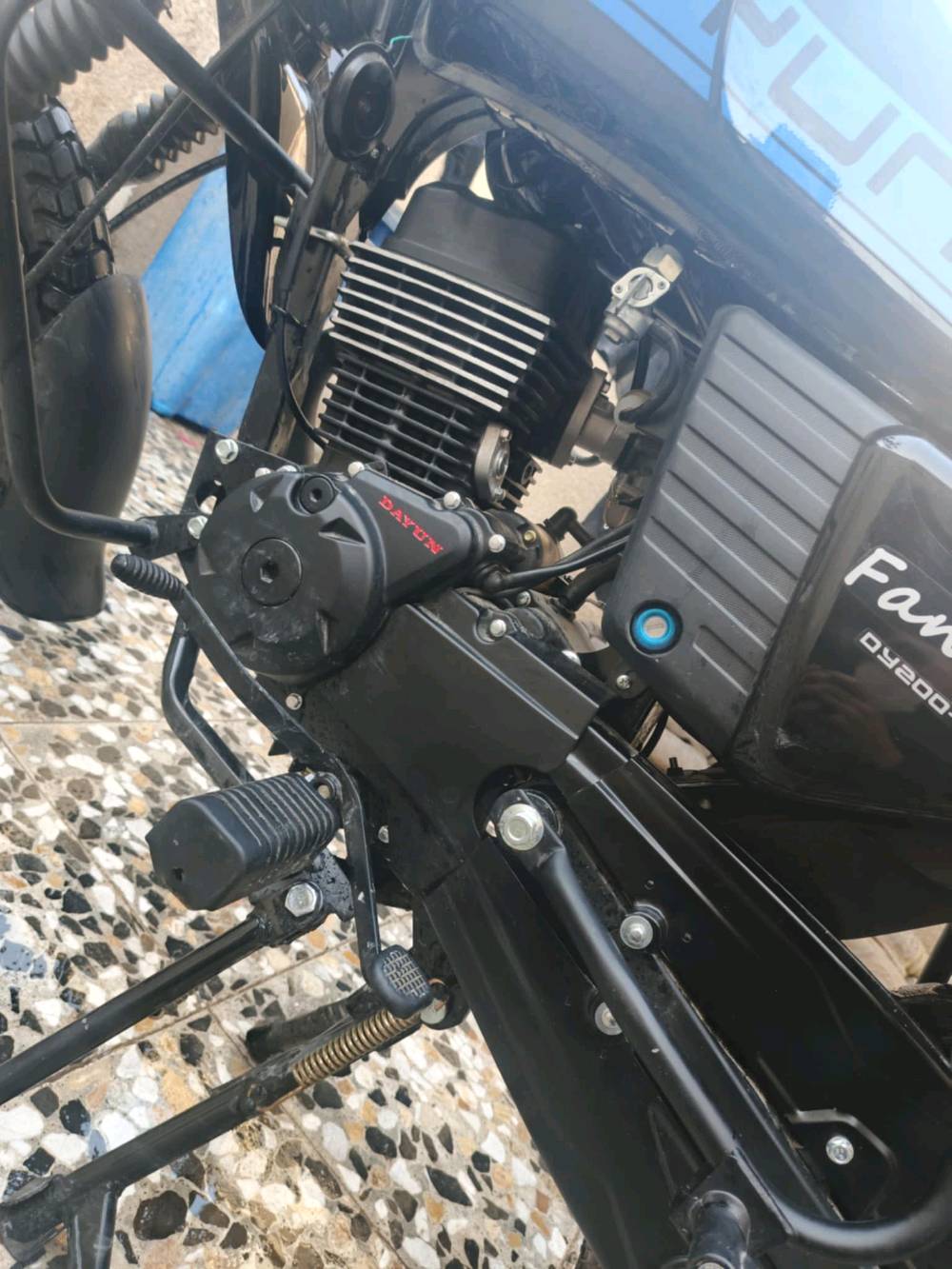 درجة دايوان اشتريتها أتعلم بيها واشتغل دلفري وماتعلمت بعتهي نضيفه رقمها اربيل ماشيه  1000مكاني بغداد البياع الشرطة الخامسة