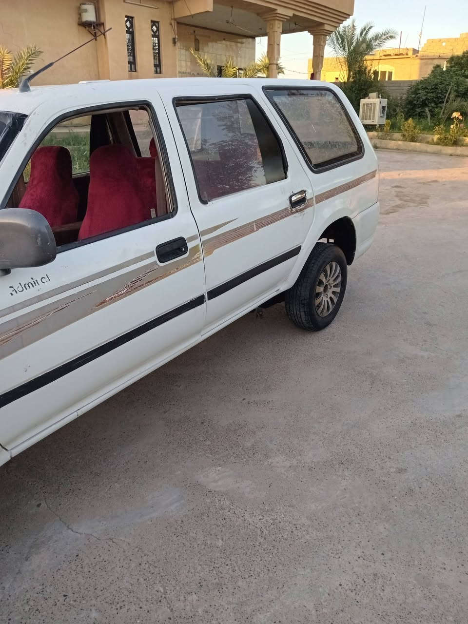 السلام عليكم سياره ادميرال صالون منفيس موديل ٢٠٠٦ كير محرك شرط والكشر شوف العين جاهزة مال جناي السعر ٢٨ ورقه اوبيهه مجال موبايل ***********المكان ناحية الزاب
