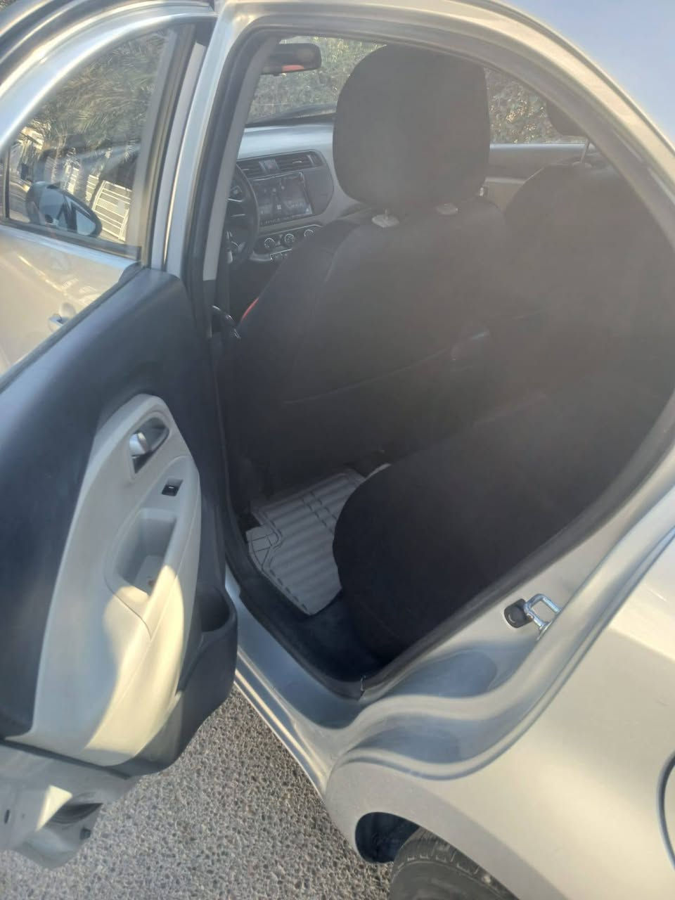 كيا ريو خليجي للاتصال *********** رقم بغداد الجديد مكفوله من الحادث والتبديل والفتح فقط مكانات جراد ومرشوشات تبريد ثلج تخم تاير جديد تحويل مباشر السعر 88$ بغداد, العراق
