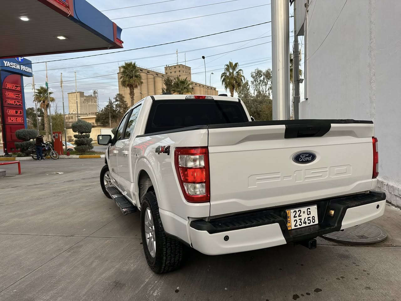 فورت f150 مودیل ٢٠٢١ ماشی ٣١ الف کم
بدون سبوغ  بیها خمس مکان صغیر بارد
مواصفات LT دبل اکسل مکان سیارە اربیل حجم مکینە ٨ سلندر  
***********
