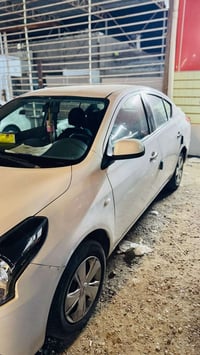 نيسان سني 2019 سيارة خير من الله ما بيها نقص گير مكينة مكفولات و صدر و...