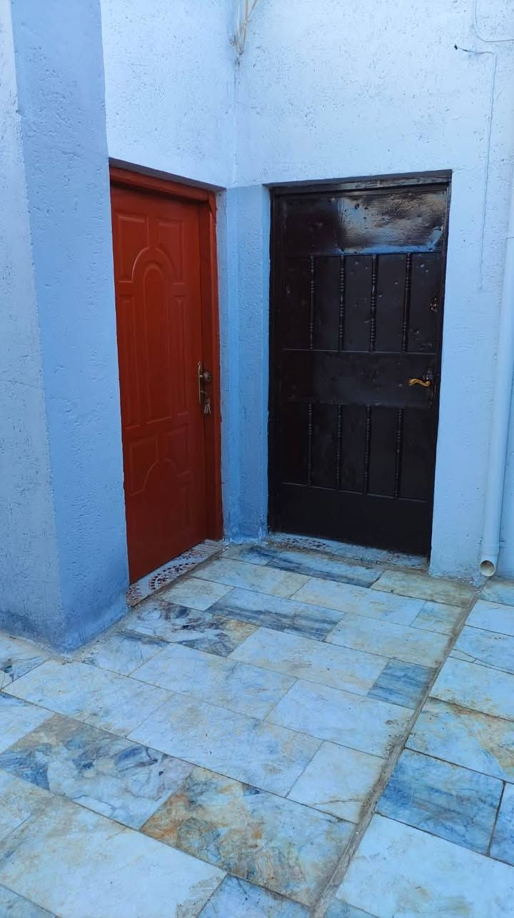 بيت البيع # خلف الملعب زراعي مساحه110متر مربع 
عكاده بناء كلش نضيف البيت كافت الخدمات 
‏‪***********‬‏وتساب
