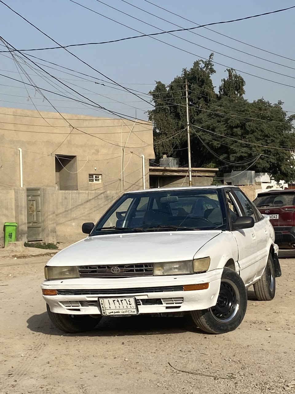 السلام عليكم
تويوتا كورلا

موديل 1992

كير اوتماتيك

كير محرك شغالات 

تايرات نضيفه

مكينه تبخير

شغاله وكامله انكر سلف وين ماتريد بوجهك لتوكف

كير جديد وصدر جديد باتري جديد

سنويه لل2028تحويل او وكاله اذا عندك راتب رعايه

مكان السياره صلاح الدين سامراء 

للاستفسار الاتصال

***********
