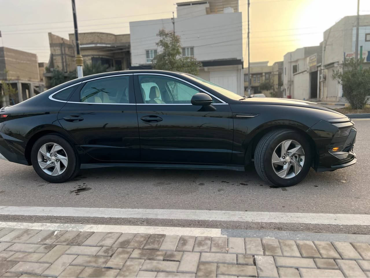 السلام عليكم

سوناتا مديل 2025 وارد أمريكي
حادثها بنيد فقط مبدّل
باقي السيارة كفالة كاملة
محرك 2500 سي سي
ماشيه 8000 ميل – بعدها شبه زيرو
نص مواصفات
رقم شهداء تجيك وكالة عامة
رقم السيارة مميّز
مكان السياره بصره 

💰 السعر: 185 وبيها مجال
📍 السيارة جاهزة للفحص

📞 اتصال أو واتساب: *********** البصرة, العراق
