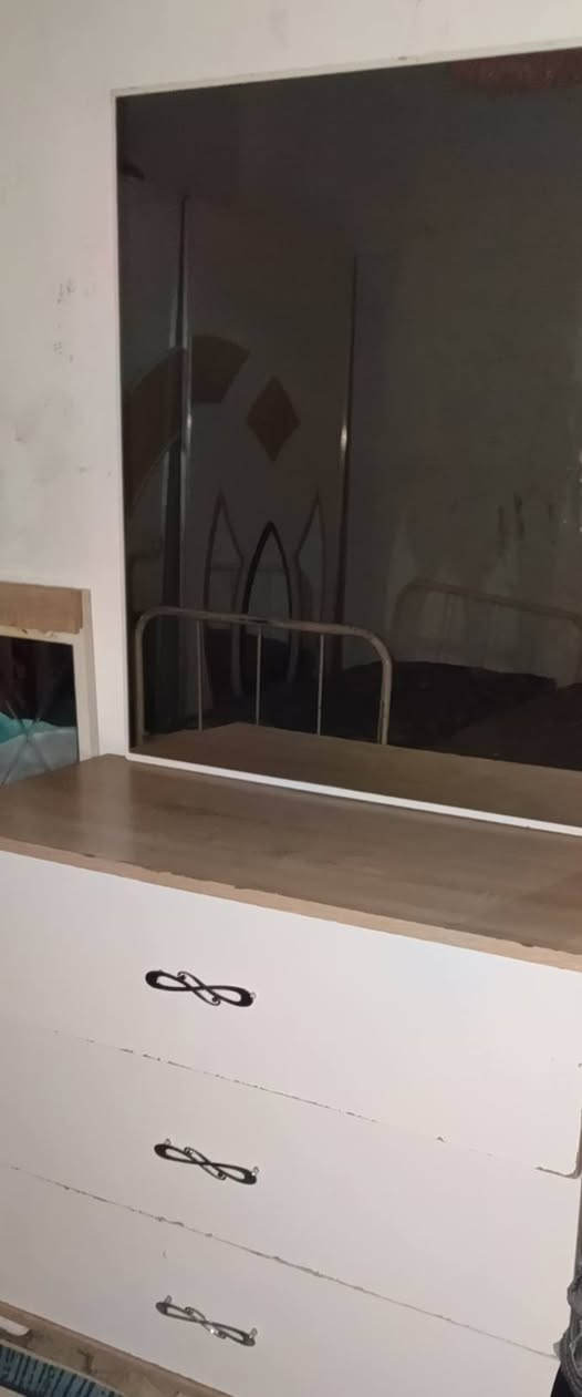 غرفه نوم  للبيع نضيفه ٦قطع 200


**إذا كنت صاحب هذا الإعلان وتريد حذفه لأي سبب، رجاءا أرسل رسالة إلى الدعم الفني**