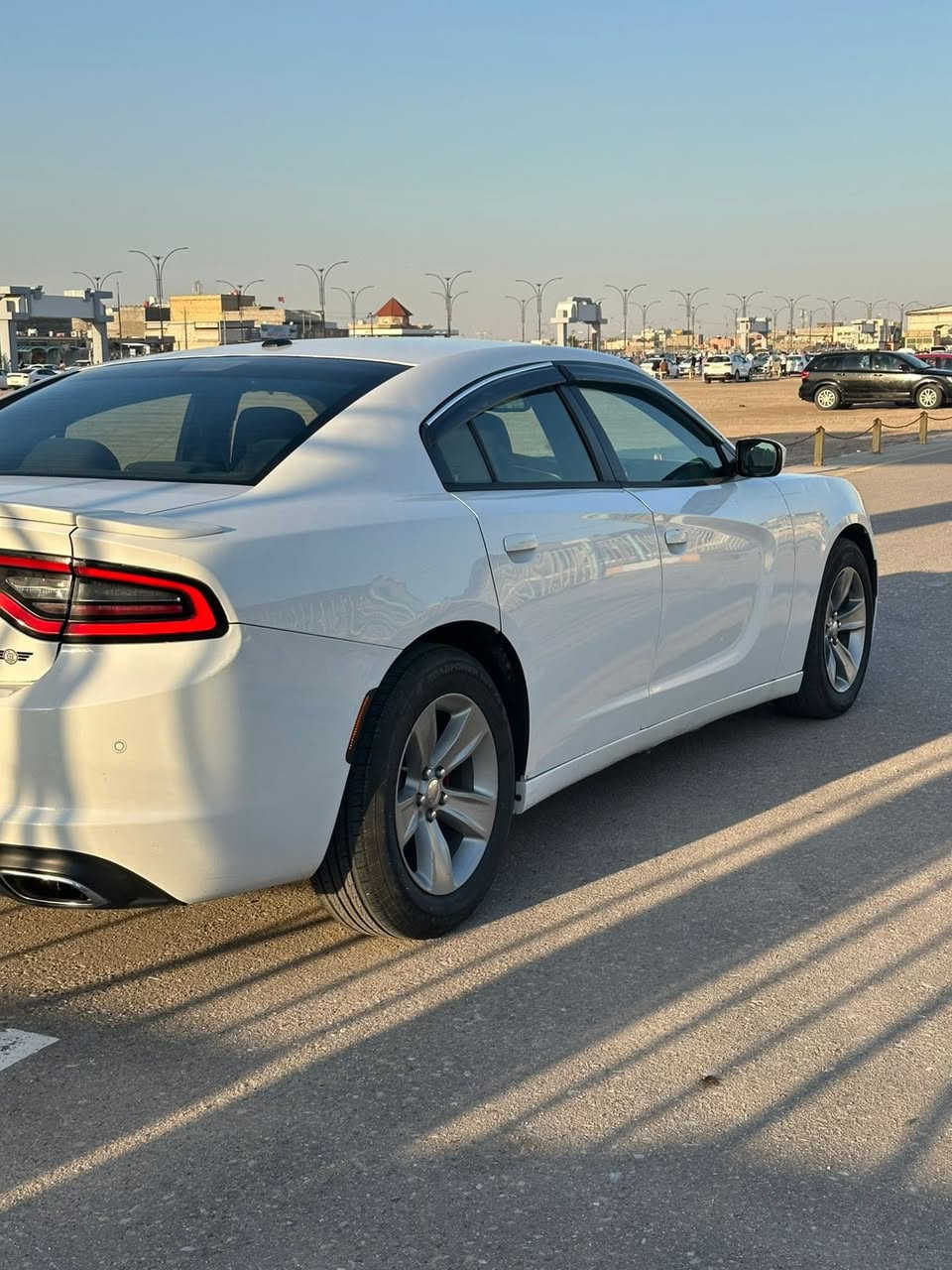 جارجر 2016كفاله عامه ضربه وصبغ وتبديل رقم الهاتف (***********) رقم اربيل مكينه 3600كفاله السياره جديده ماشية 162حقيقي مكاني بصره بيع ومراوس السعر 195وبيه مجال
