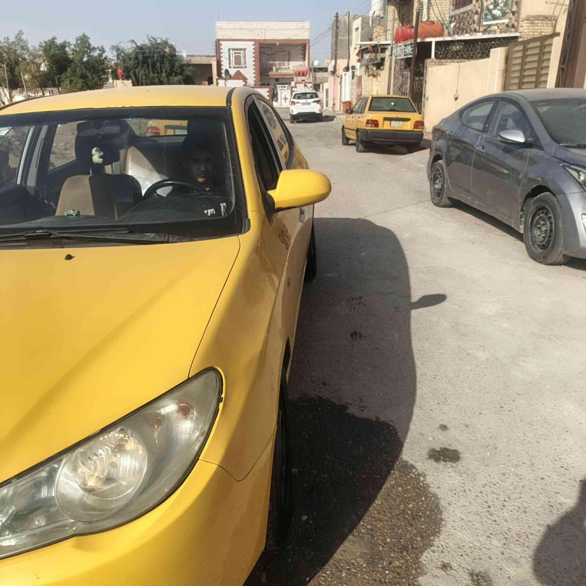 افانتي كصه وحده جنطه السياره جاهزة للشارع حداديه تبريد تاير جديد باتري السياره مدوشمه مكاني العماره 44وبيها مجال حك الجيه ‏‪***********‬‏وتساب
