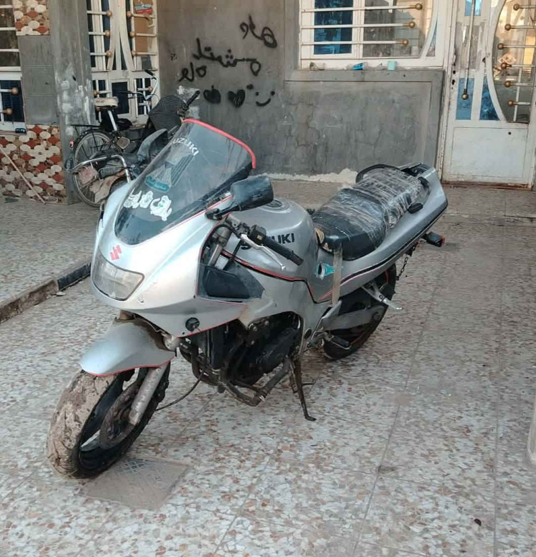 بطح سازوكي محرك 400 نكره بس كابريتات يطوفن مكانها صقلاويه شعندك مراوس نزل


**إذا كنت صاحب هذا الإعلان وتريد حذفه لأي سبب، رجاءا أرسل رسالة إلى الدعم الفني**