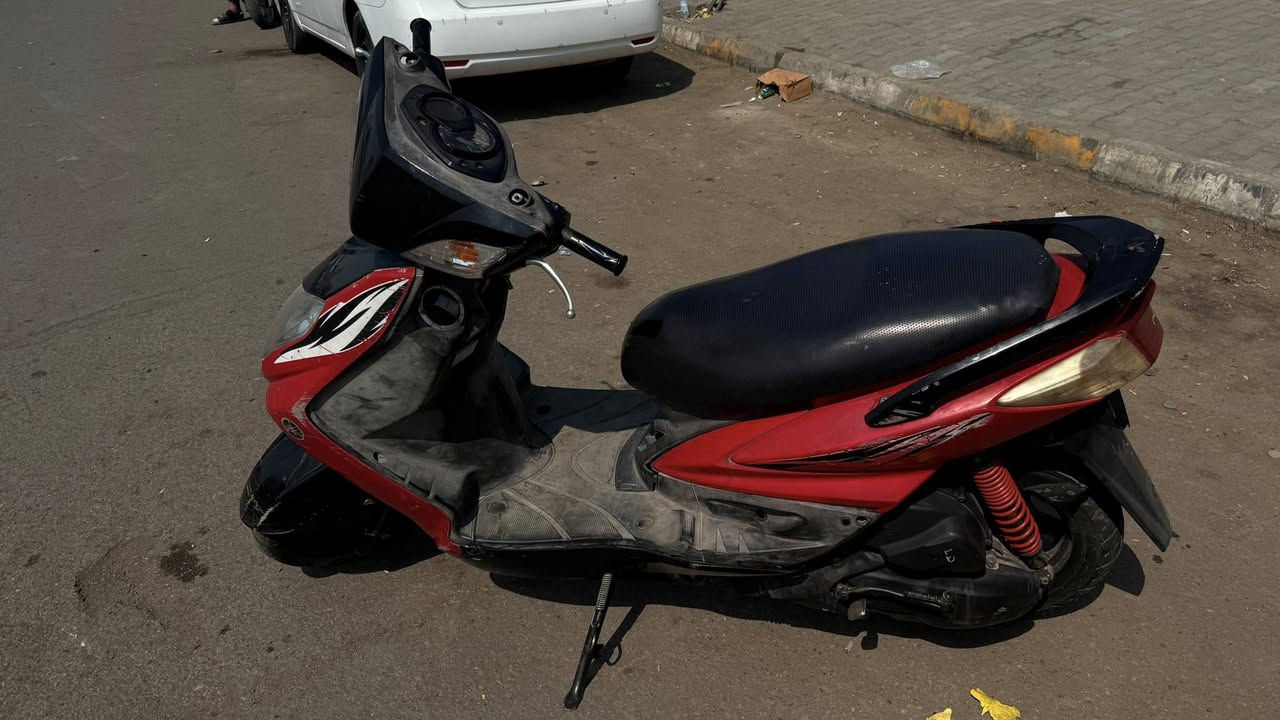 السلام عليكم
دراجة سكنس ياباني اصلي قبغ نفخ 
دراجة خير من الله مكينة مامفتوحة
رايدها ب٩٥٠ وبيها مجال
العنوان/ بغداد شارع فلسطين 
***********
