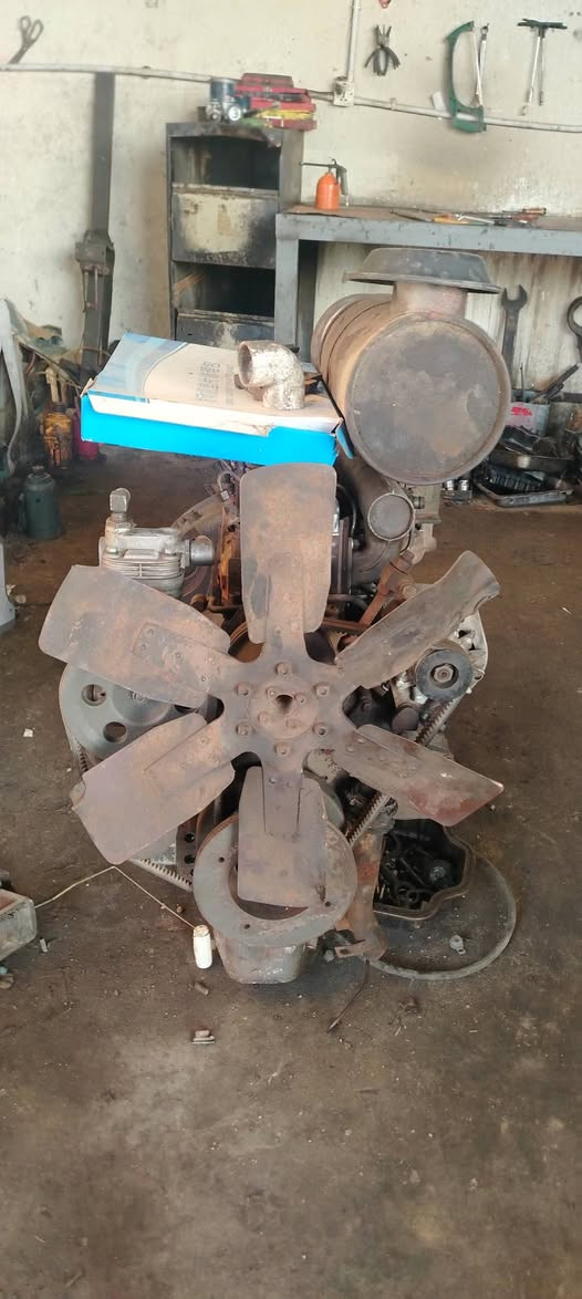 محرك  شفل الجي ٢٠١٤ سوبر  للبيع ٣٠ ورقه بيه مجال العنوان ذي قار سوق *********** محرك جديد
