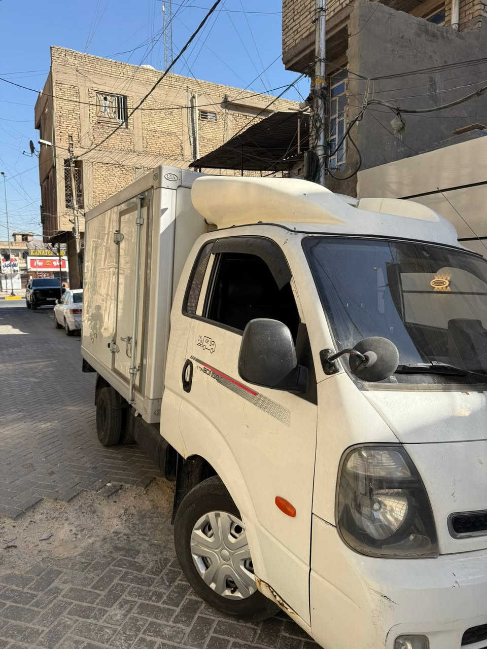 ❄️🚛 للبيع براد كيا بنكو موديل 2017 🚛❄️
فرصة مميزة لأصحاب النقل والتوزيع والتجارة، براد كيا بنكو 2017 بحالة جيدة وجاهز للعمل مباشرة.

✅ موديل 2017
✅ براد تبريد شغال بكفاءة
✅ سيارة نظيفة وجاهزة للشغل
✅ محرك ممتاز وسحب قوي
✅ أوراق أصولية

💰 السعر: 140 ورقة

📍 الموقع: بغداد

📞 للتواصل: ***********

🔥 براد جاهز للعمل فورًا ومناسب لنقل المواد الغذائية والمبردة.
المعاينة خير دليل، وللجادين فقط.
