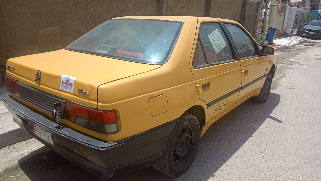 سلام عليكم بيجو رواى
سياره كير مكينه مكفول 
الكسل كاتم 
تبريد نقص فقط غاز 
ماسحات زراكات 
تخم تاير كهرباء كله بلاد 
مسجل بلوتوث اواكس سماعات سستم 
صدر إمامي خلفي شرط عبالك شركه 
سياره خياسات قليله 
تراي الشمال شرط 
سنويه نافذه21
وهاي طبعن غراماته كل سنه10 الف علي 
رقمه بغداد ألماني  حلو الجناي سياره حلوه 
ورخص من المهجومات 20 ومجال حك الجيه 
***********
***********
بغداد الرصافه
