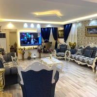 شقه البيع عماره 15طابق2شقه8هيه والثاث  شقه ماناقصه اي شي تخبل شقه شوفه...