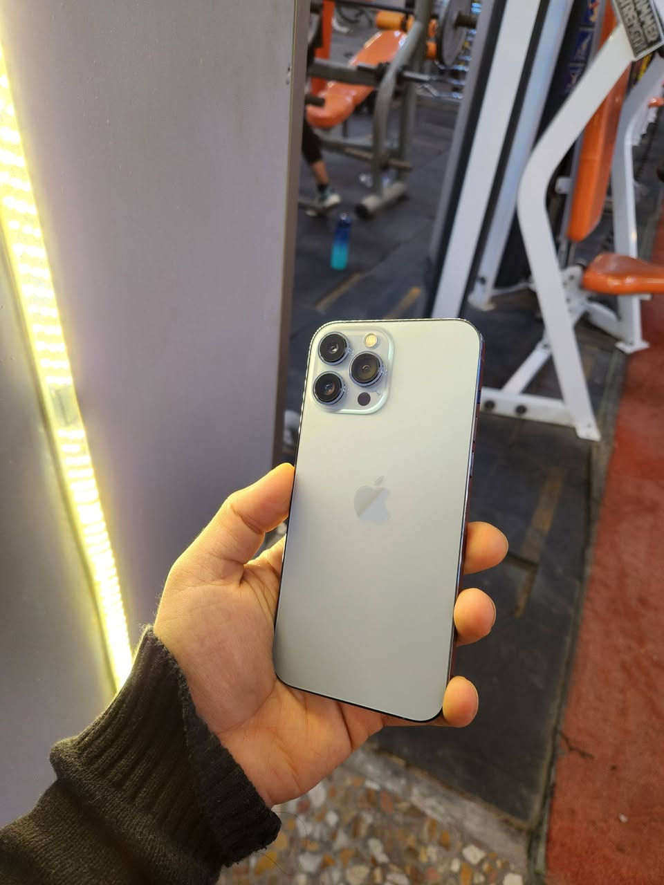 IPhone 13 pro max
للبيع او مراوس 
ذاكره 256 
نظافة 💯 
بطارية 94%
فيس ايدي متوقف 🔴
بقيه جهاز اكفله الك كفاله  عامه
عنواني بغداد مدينة الصدر 
توصيل متوفر فقط بأعتماد


**إذا كنت صاحب هذا الإعلان وتريد حذفه لأي سبب، رجاءا أرسل رسالة إلى الدعم الفني**