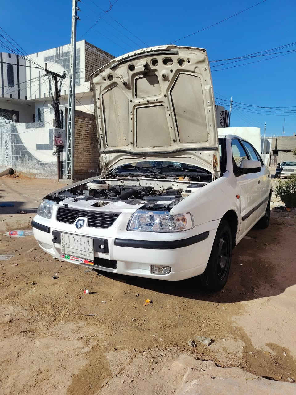 سلام عليكم للبيع شباب سمند مديل 2010 سيارة مكينة كير حدادية تخم تاير جديد بيهة قطعة وحدة رقم قادسية سنوية ماساقطة مدوشمة عام السيارة قطرة خياس مابيهة سيارة مال جنيان السعر 40 وبيهة مجال مكان السيارة نجف للستفسار ***********
