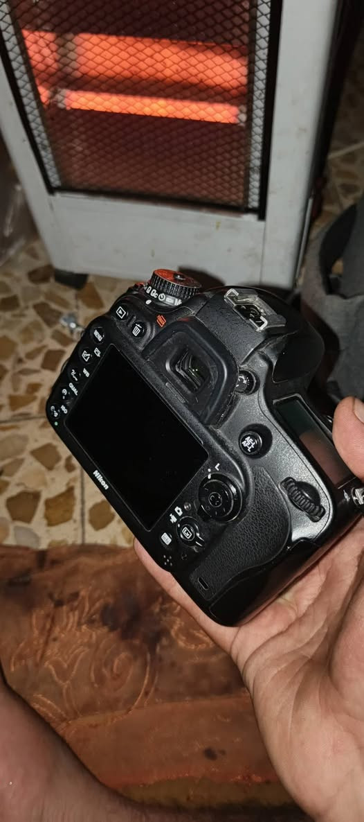 سلام. عليكم عندي كامره. نيكون 610فول فريم. لبيع سعر خاص دز كلمه كامره جوابك مكاني مدينه الصدر لا يوجد توصيل  🔥🔥🔥🔥 

1عدسه 50ملي متحركه 🔥
2بطاريات ثنين اصليه 🔥
3شاحنه 🔥
4رام 32كيكه اصلي 🔥
5شتره40يو 41 
6جلاتين. عسكري اصلي و. جلاتين. اصفر.


**إذا كنت صاحب هذا الإعلان وتريد حذفه لأي سبب، رجاءا أرسل رسالة إلى الدعم الفني**