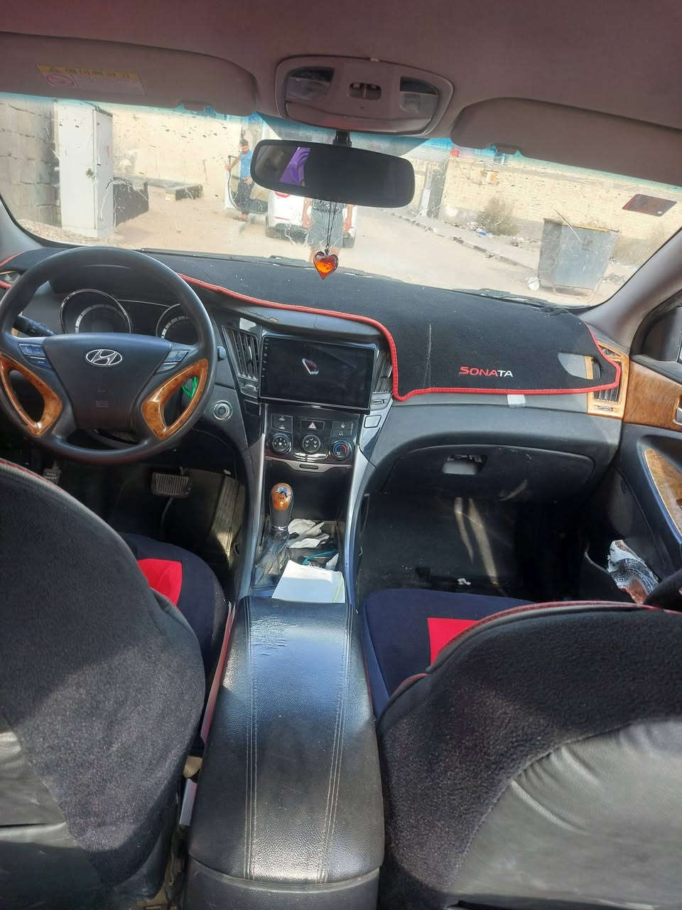 سوناتا كوري مكاني بصرةمديل 2014 تشغيل بصمه مكينه و كير مكفولات سنويه لل30 راعيه بالبصرة *********** سعر 75 وبيه مجال علما السارة مجفية
