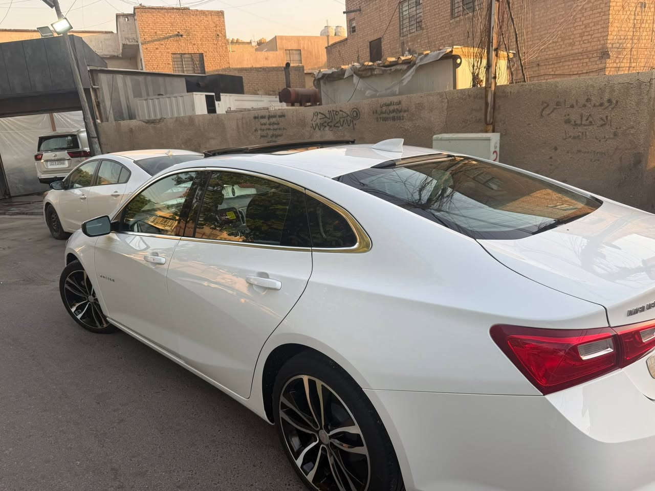 ماليبو موديل
23 
فول موصفات
بصمة اضافه بصمة أبواب 
سايد بريك الكتروني
فتحه 
تبريد قطعتين 
تدفئة كشنات 
كرسي كهربائي 
تشغيل عن بعد 
فول تحكم استيرن 
رقم مميز 
تحديد مسار 
تثبيت سرعه
محرك 1500 تيربو
صبغ فقط بنيد 
السعر 140 بيها مجال 
***********

