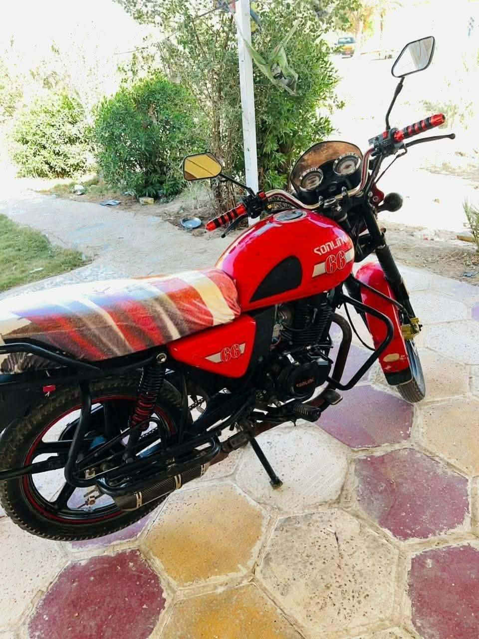 دايون سونك موديل 2023 رقم بابل باسمي محرك 200 مكفوله كفاله  جهاز انذار تشغيل عن بعد  لستفسار *********** المكان القاسم
