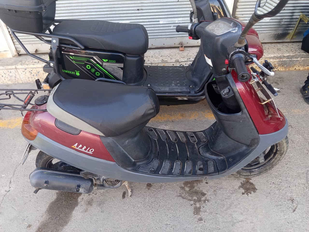 للبيع ماطور بوتين مرقم ما مفتوح شرط بس قبغ هندر ونه مال اكسن ما بي يعوزو بس بطاري ويشتغل سلف شرط 
الشحن فول شغال ما بي اي نقص بطاريات فول ما بي اي عيب الملف 3000 العقل اصلي ما مبدل بعد احلي من الصور 
***********
***********
ملاحضه الشحن 700الف وبي مجال 
المرقم 1150000الف وبي مجال شرط التحويل والوكاله
