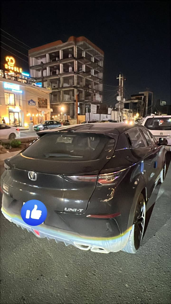 شانجان  unit 2023  بعدها بضمان الشركة من شركة لؤلؤة البخيت
اقساططط
 واصل من سعر السيارة ٢٦٠ ورقه 
باقي ١٤٠ ورقه 
بدون كفيل سكنة بغداد فقط 
للبيع سعر  ١٤٥ وبيها مجال بسيط 
السيارة مكفولة من الصبغ 
بيها طخة بل جاملغ بسيطة ممصلحة
مواصفاتها افول شي 
بانوراما نقطة عمياء كاميرات ٣٦٠ 
اتو بارك تشغيل عن بعد وبعد بيها كلش هواي مواصفات 
محركها توربو اقتصادي كلش 
الشراي يتصل 
مكاني بغداد
واتساب فقط: ***********
اتصال: ***********
