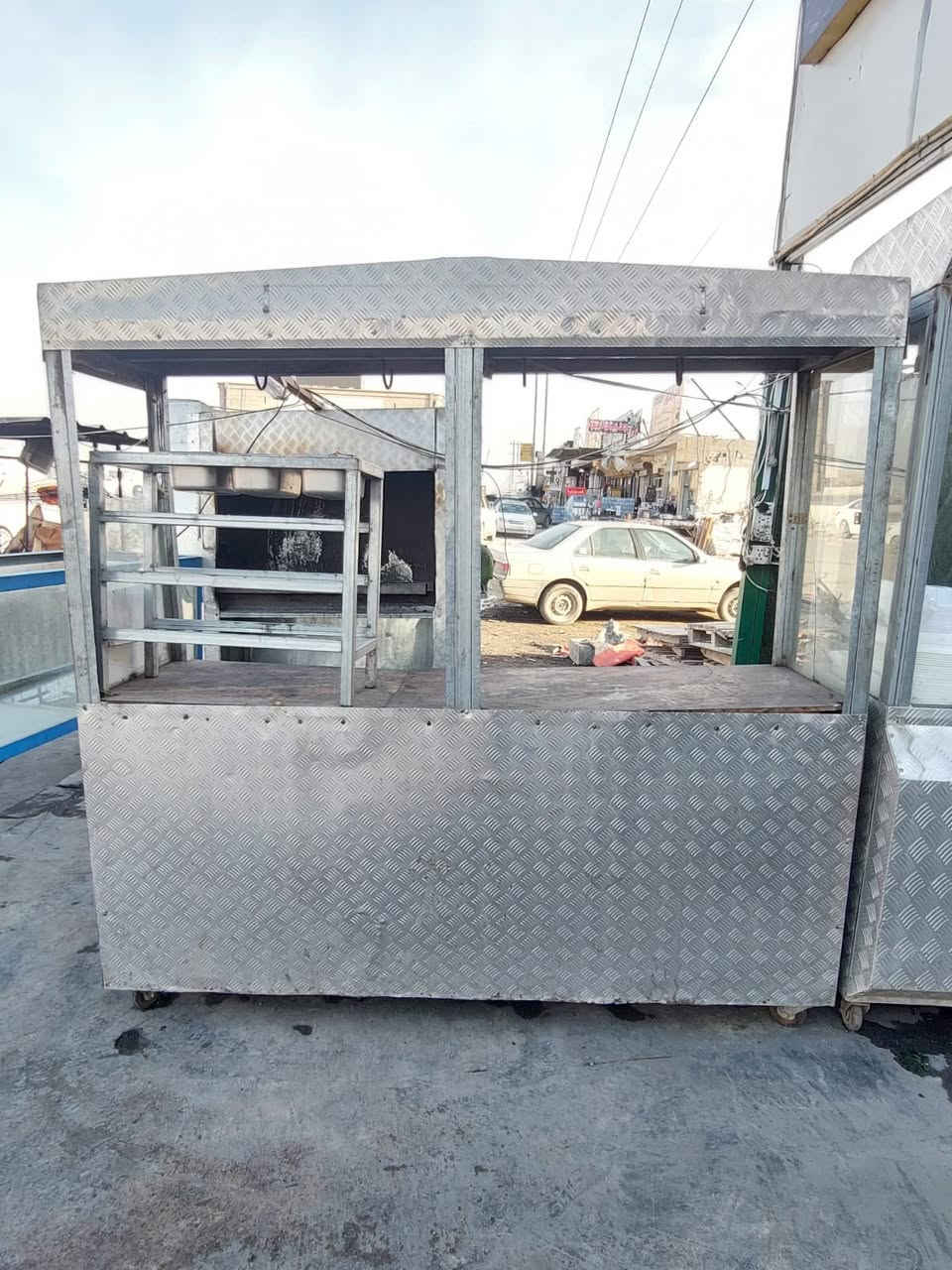 غراض مطعم للبيع بسعر مناسب
غازيه كبيره وحده 

ومال الكص عيونها جدد ممستعملات ابد شديتهن جدد 
تعال خاص وتدلل عيوني الك  ***********
