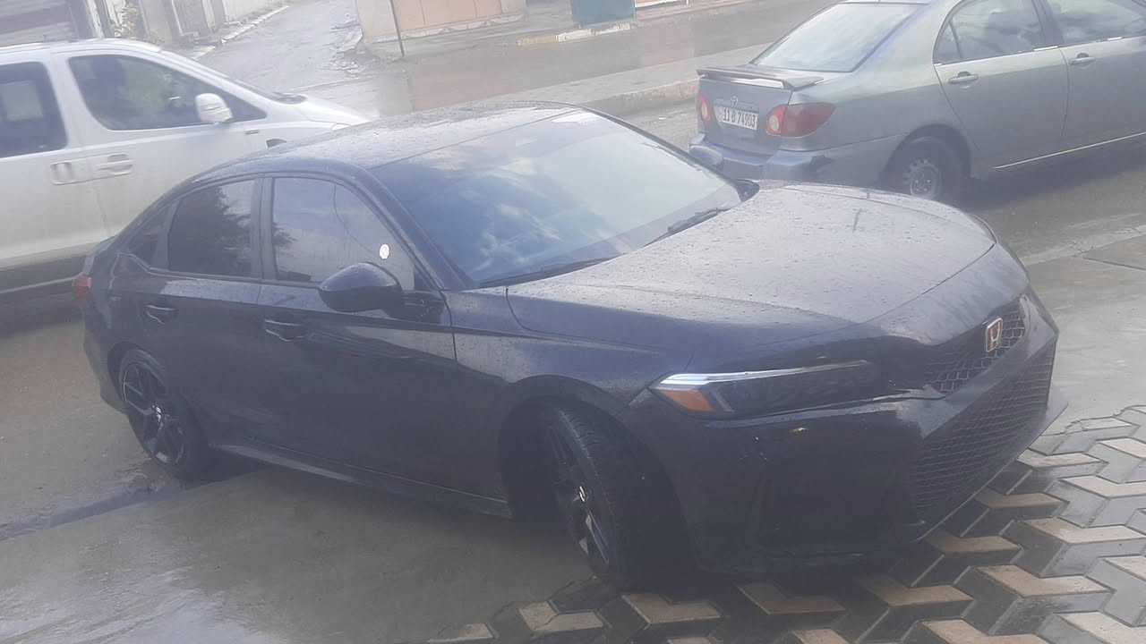 هوندا سفك موديل 25 ضرر بوند ودعاميه فقط بدون شواصي   ماشيه 6000 محرك 2000سعر 140 للاستفسار ***********
