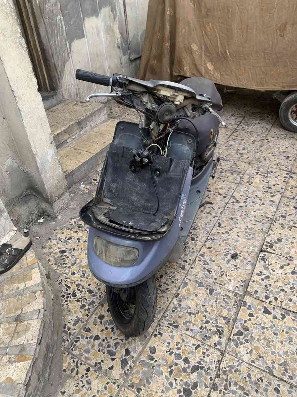 يؤملها قرده أم سله دراجه شغاله وتمشي بس بيه نقوصات عرموطه هندر تخرط وسله نقص وكفرات خلفيه ابيع كوم حديد أو مراوس بدراجه غيره مكاني بغداد سعر 150


**إذا كنت صاحب هذا الإعلان وتريد حذفه لأي سبب، رجاءا أرسل رسالة إلى الدعم الفني**