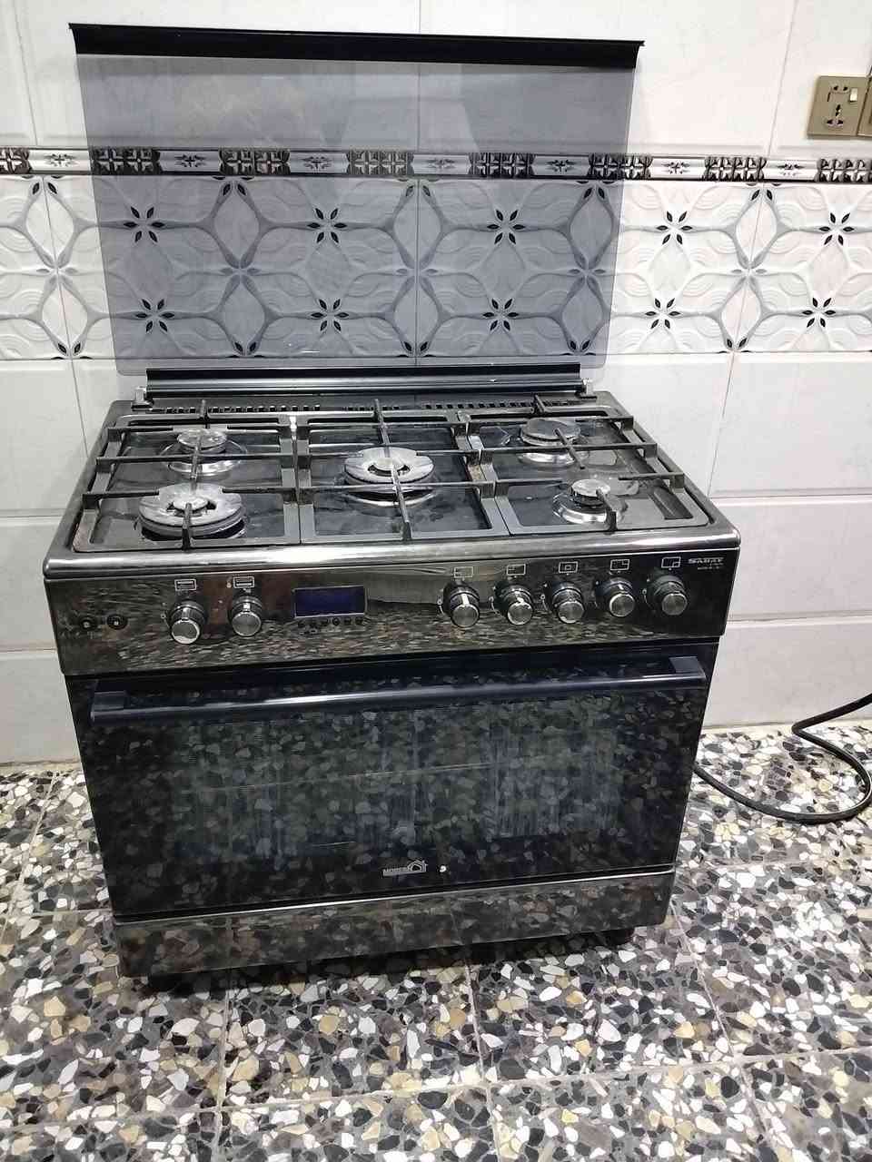 مرحبا غراض بيت للبيع مستعجلين عليهم مكان بغداد مدينة الصدر اليريد توصيل موجود شراي يتفضل خاص او واتساب صاحب لأغراض رقمه ***********
