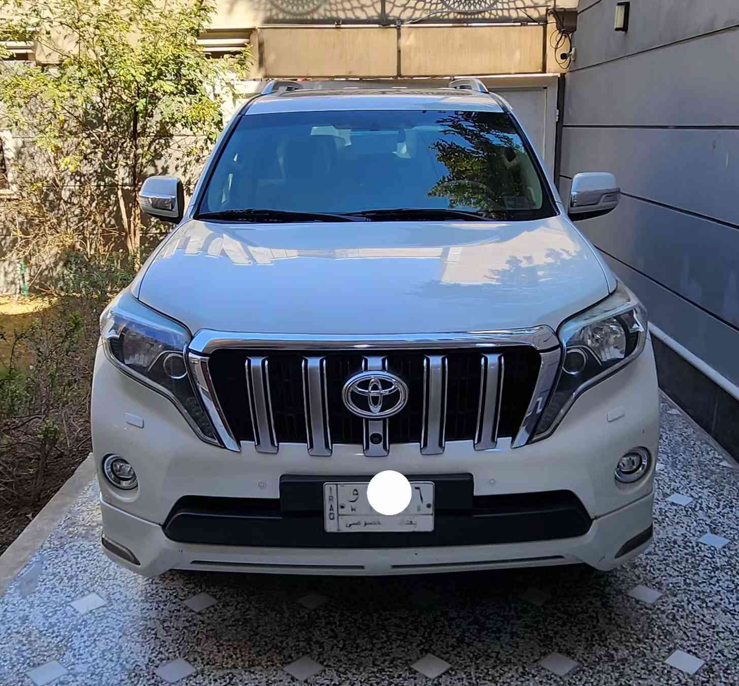 برادو 2016 / vx
السيارة مكفوله من الضربه والصبغ  سيارة فول مواصفات ماشية ١٧٣ حقيقي 
السعر ٣٦٠وبيه مجال قليل
العنوان بغداد المشتل
للاستفسار ***********
