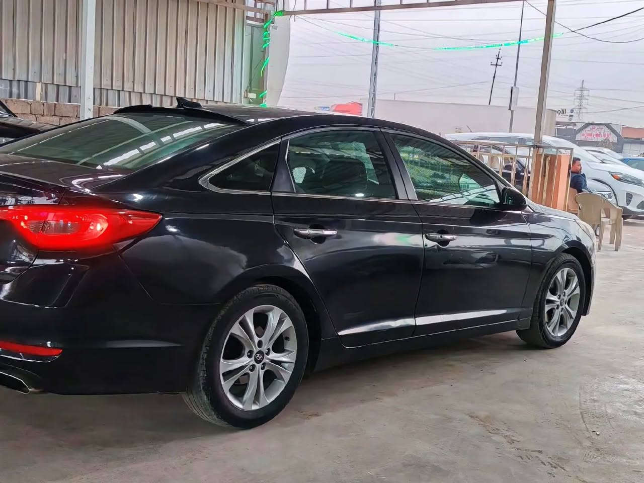 سلام عليكم سيارة سوناتا موديل 2016 سنوية جديد موصفات نص فول ضرر اربع قطع بدون دواخل 
عنوان طريق اربيل موصل ناحية برطلة
للاستفسار ***********/***********
السعر 114 $$ وبي مجال
