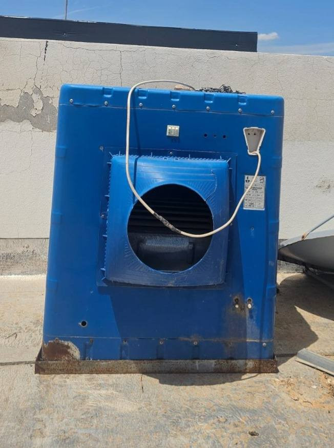 مستعجل بالبيع 
مبرده نظيفه جدا 
ب70الف نهايته 
مكان كنجان ستي


**إذا كنت صاحب هذا الإعلان وتريد حذفه لأي سبب، رجاءا أرسل رسالة إلى الدعم الفني**
