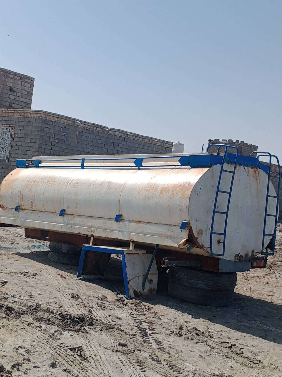 تانكي مقلون جديد للبيع ***********
