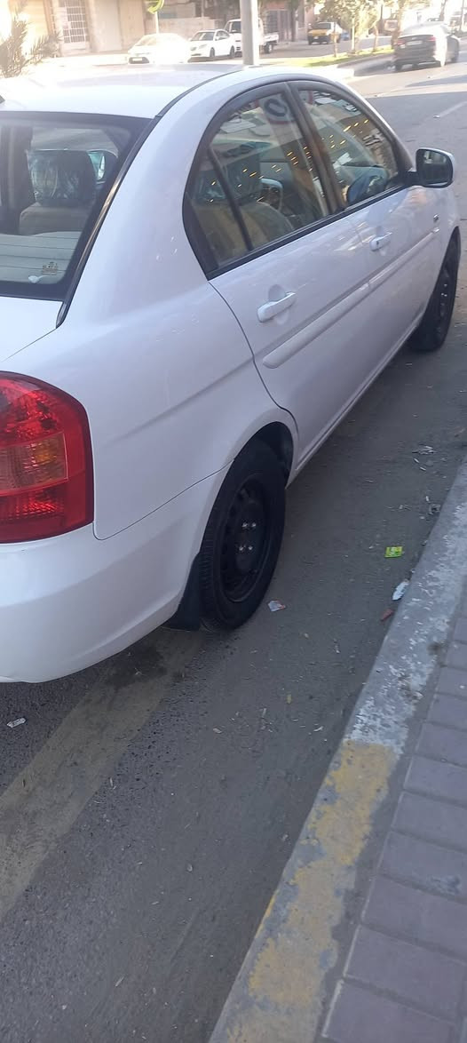 السلام عليكم اكسنت خليجي شركة عامة موديل ٢٠١١ محرك ١٦٠٠ مكفولة من الصبغ والتبديل حتى الدعاميات وكلشي موضح بالفديو سعرها ١٠٣$ بيها مجال قليل رقمها مميز رقم الهاتف *********** بغداد
