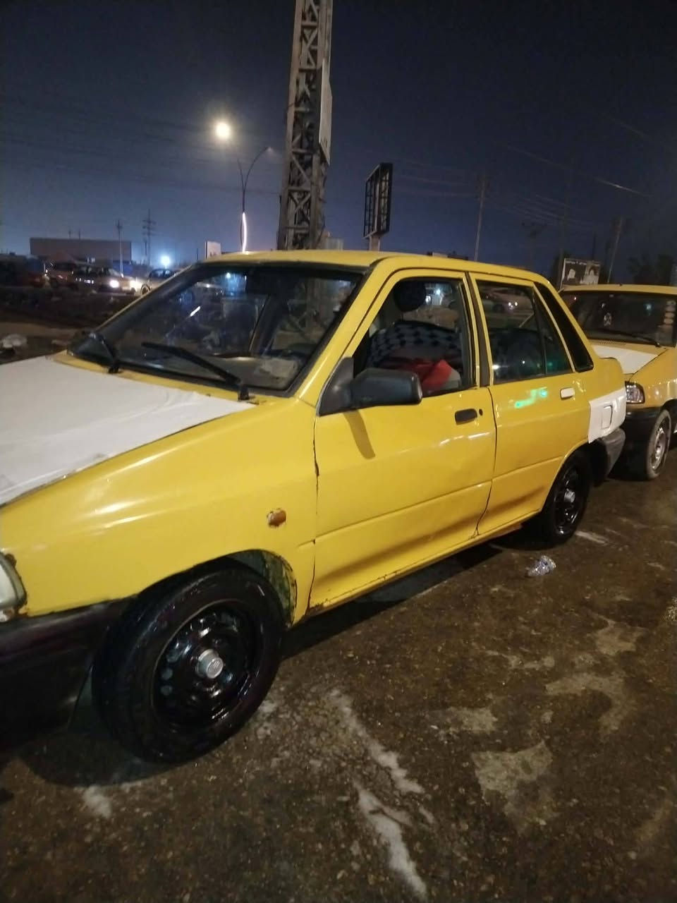 السلام عليكم شباب عندي سايبا موديل ٢٠١٢ رقم بابل مالكها موجود شوكت ماتريد تحويل هيئه مصفره غرامات ماعليها السيارة حلوةة
تخم تاير حداديه ابيع واقع حال السيارة محرك شرط  والكيرمكفول توني بدلته شواصيها يعني زينات فقط عنوان السيارة بالديوانيه سعره وبيها مجال قليل خاص مموجود 

***********
***********فقط اتصال
