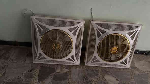 السلام عليكم للبيع كلهن 150 الف مكاني بغداد الزعفرانية ***********
