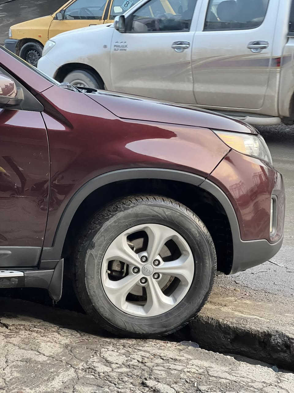 السعر بلااش بلااش بحك ريو 135 ورقه وبيها مجال لشراي
السلام عليكم 
للبيع سورنتو 2013 
محرك V6  3500 ( مفتوح علمود رواجز فقط ) 
7 راكب امريكي 
جامات خلفي اسود مضلل اصلي 
رقم نينوى شبه مميز 50051
ويل كب 17 مع طخم تاير 
طخم امامي وخلفي جدد 
منضومة تبريد كلها جديدة 🆕 
كابون بيها الكتروني لجديد 
ماشية 145 الف حقيقي 
شرط تحويل راعيها بل موصل 
ضرر بوند + جاملغ امامي بخ فقط بدون دواخل بشرط 
مكاني موصل ايسر 
***********
***********
واتساب موجود
