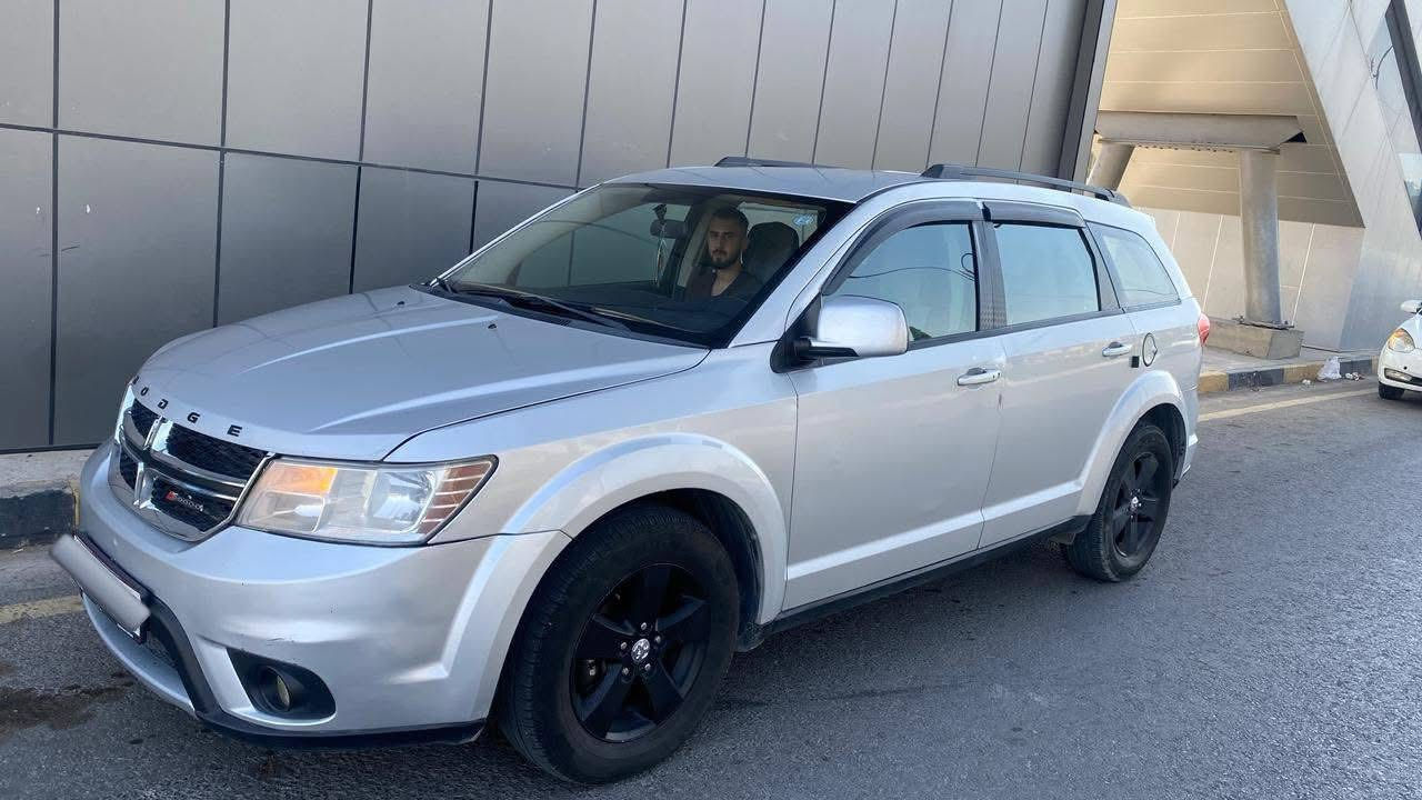 دوج جورني 2011 دهوك

V6/3600

بصمه تشغيل 

بصمه ابواب 

بصمه صندوق 

تبريد وتدفئه شرط 

ضرر موضح بل الصور 

فور ويل 

تحكمات ستيرن 

5 مقاعد 

السعر 110

تحويل شرط + سنويه جديده مشروع وطني
للاستفسار الاتصال ع الرقم ***********
ترهم مراوس مالبيو مكاني الموصل
