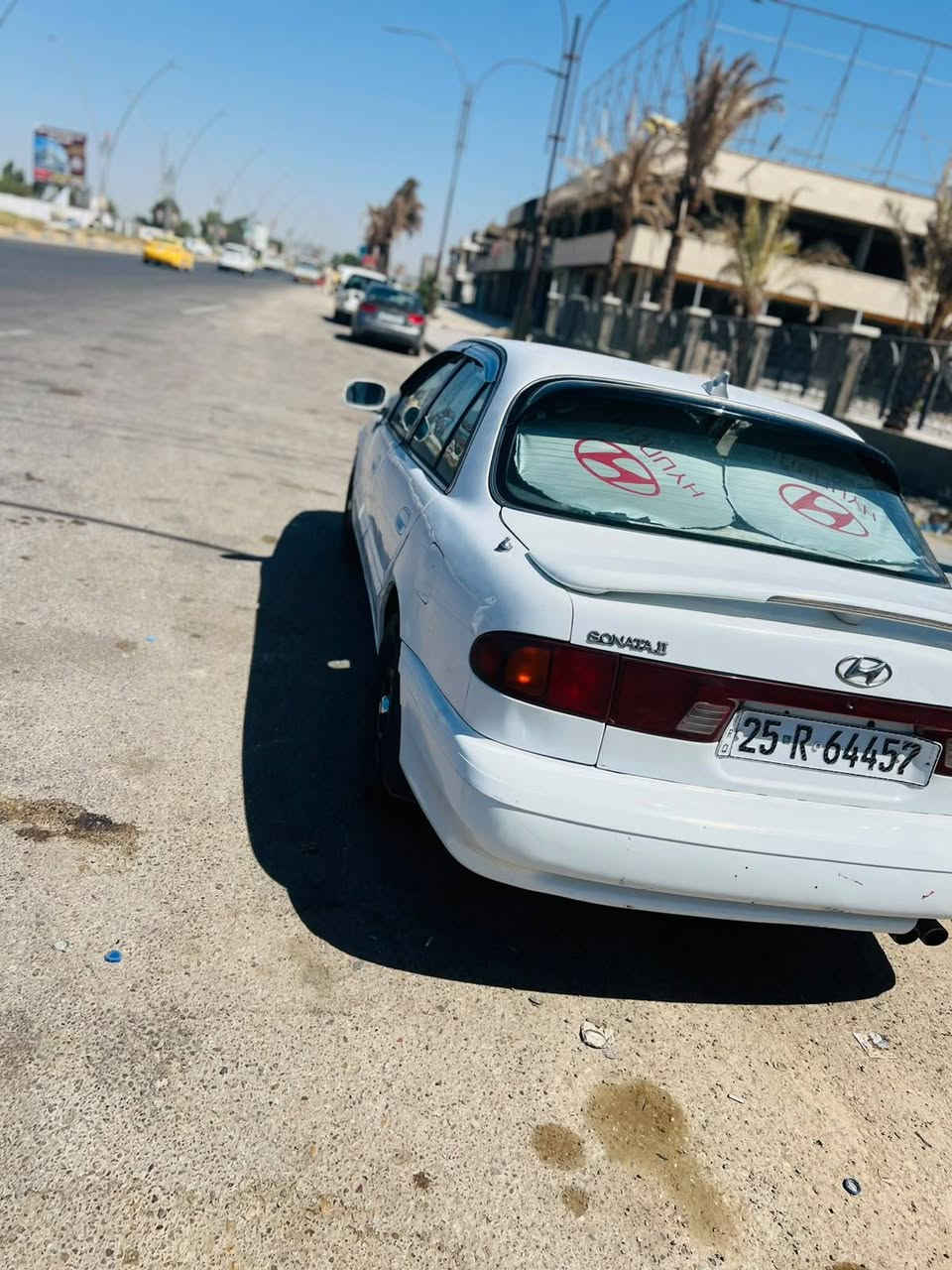 مكلف بل نشر 
سلام عليكم 
سوناته موديل 1995 مكفوله من ضربه محرك كير مكفول تبريد تدفئه كله شغال بيه قطع صبغ 
كير عادي رقم نكليزي ويل اسود 
سعر / 53 بيه مجال 
رقم صاحبه 📞 ***********
مكان سياره ديالئ
