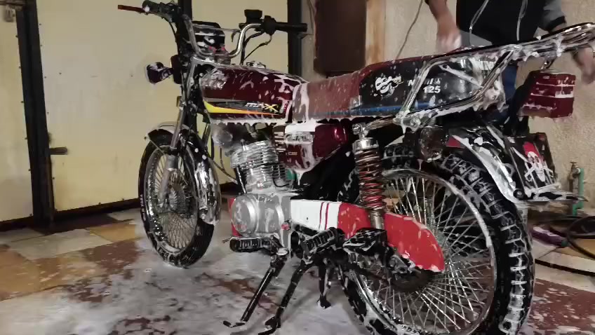 سلام عليكم دراجه للبيع 2022فول كلشي شغال كىهبايئيات شغالات دراجه اوراق مكاني صويره  نجمه سعر 550رفمي ***********
