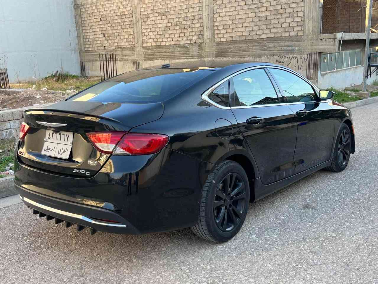 للبيع نقداً كرايزلر موديل ٢٠١٦… كير اوتو… محرك ٤ سلندر… بصمة…. بيهه جاملغ خلفي صبغ… وشبرين من البنيد…. السيارة جاهزة ومابيهه ولا نقص…. المكان دهوك…. السعر ٩٥ ومجال…. للاستفسار 
***********
*********** دهوك, العراق
