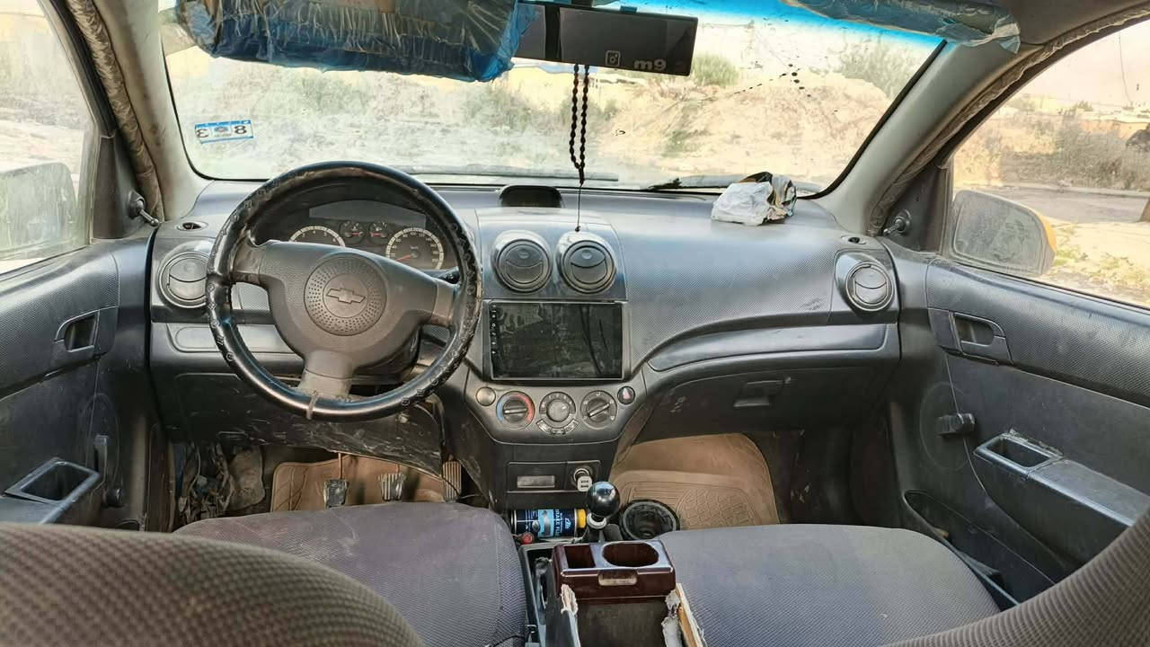 السياره محركه عوج ولفات
عليها هيئه تقريبا 250
وعليها غرامات تقريبا 150 الف 
سنويه ساقطه
للتواصل على هذا الرقم ***********
