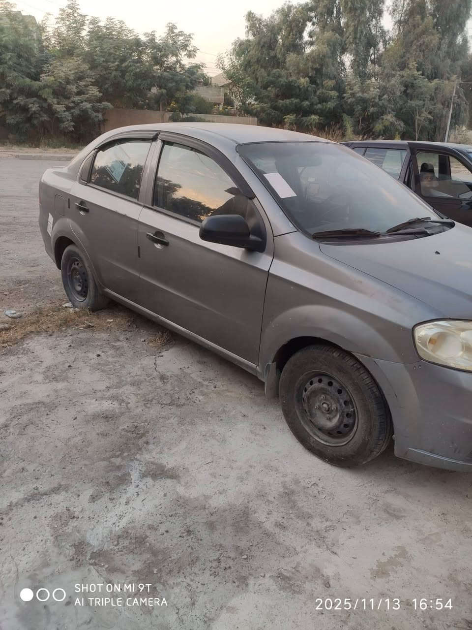 افيو موديل 2010 كير عادي محرك دبل كم شفت  لون فيراني رقم اربيل جديد بيها باب السائق والجاملغ صبغ بدون دواخل والسياره كلها شرط محرك جديد مال كصه
تبريد شرط 
بيها كوبون بانزين
سعرها 63 وبيها مجال
رقم الموبايل ***********
