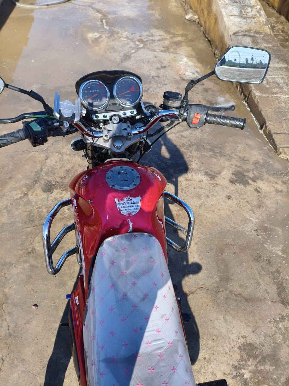 سلام عليكم امزت للبيع محرك200 المكان الدجيل الشهابي السعر 700 وبيه مجال شي قليل اتصل وتدلل مابيه اي عيب ***********
