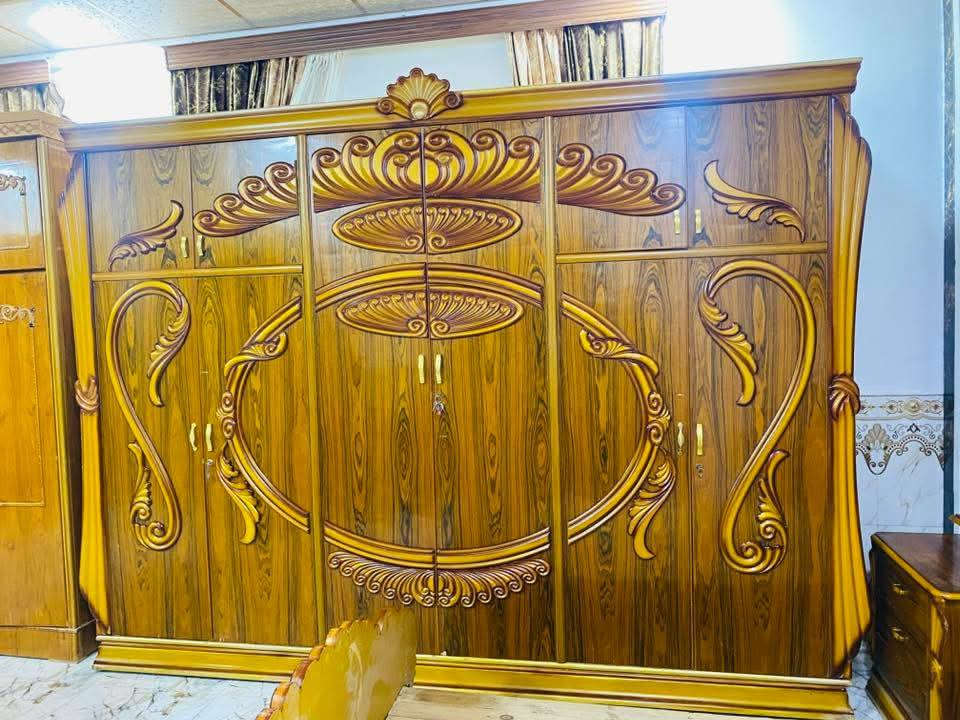 سلام عليكم  اخوان غرفه نوم عراقي نضاف فولل   شرط حطاطه سعر 900وبيها مجال  ***********
