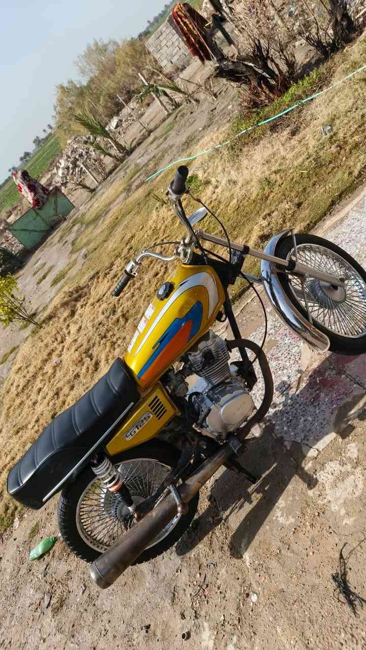 سلام عليكم ورحمة الله وبركاتة دراجه 4كير كلك دراجه مكفوله تجي تفحص وشوف تعمير كله جديد الشراي انتصال عل الرقم 
‎***********
