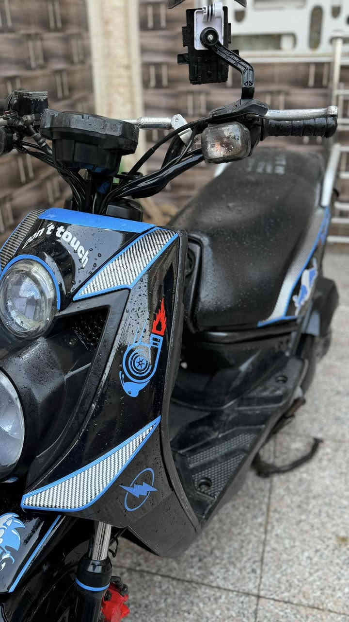 دراجه سكنس جبلي
صارلها شهر طلعتها من الحاويه 🛵
دراجه جاهزه برغي ما مفتوح بيها 📦
الاگزوز بلاد رياضي بدون فصله يعني دبابه💪🏻
كلچات رياضي بلاد الخلفي والأمامي  ㊗️
الكفرات الأصلي مالتها ونضيفات صورها موجوده بس غلفتها فابلون اصلي لحسب الرغبه وحماية الكفرات 
الدراجه ما شايفه البانزين العادي كله محسن 
ودهن موتول الأصلي 
السعر / مليون و 550 الف 
رقم الهاتف / ***********
